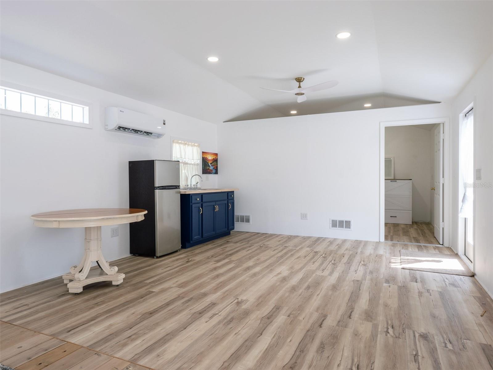 Image 50 of 62 For 8491 Lilly Lake Road