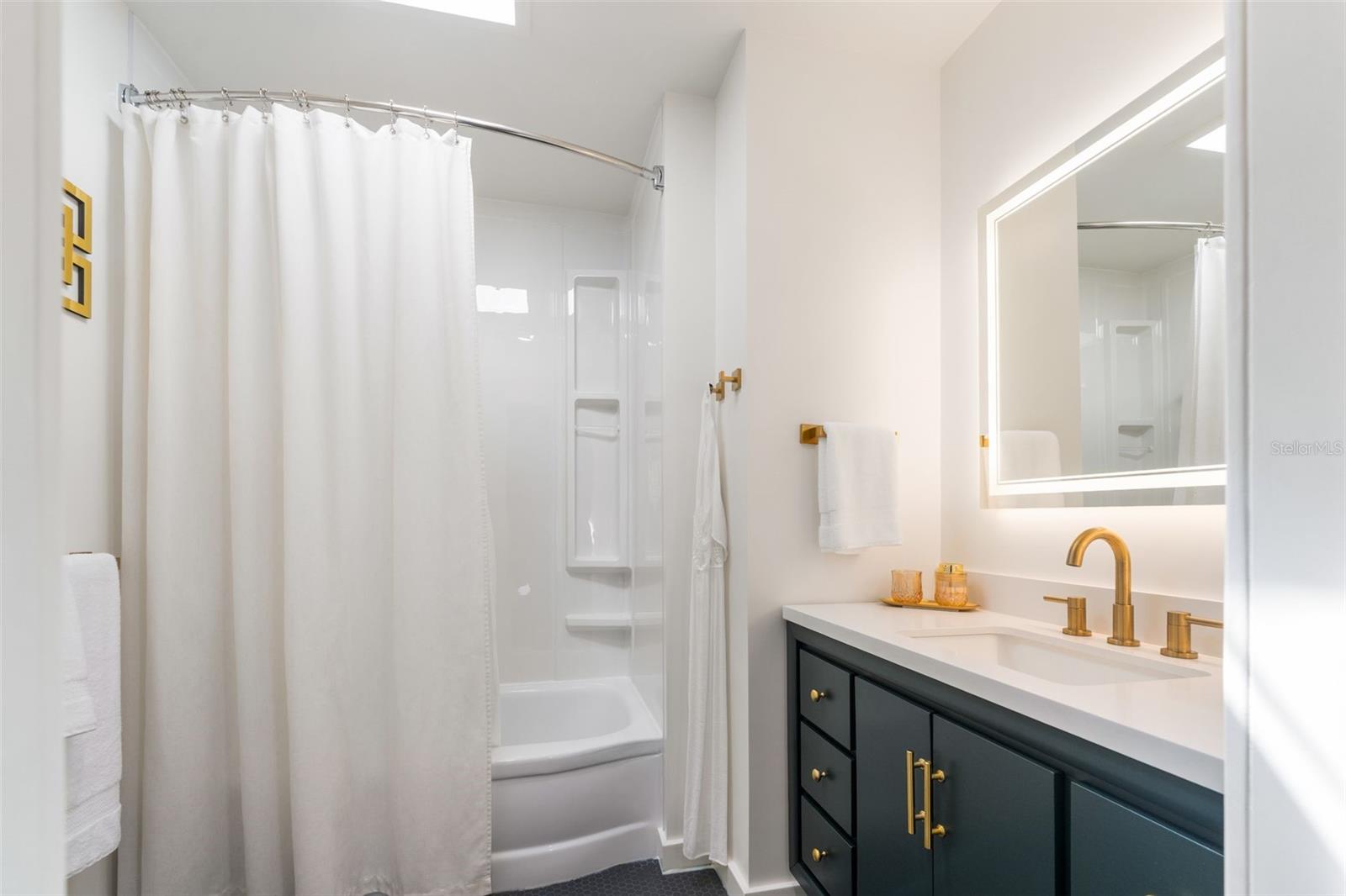 Image 22 of 34 For 1110 36th Road