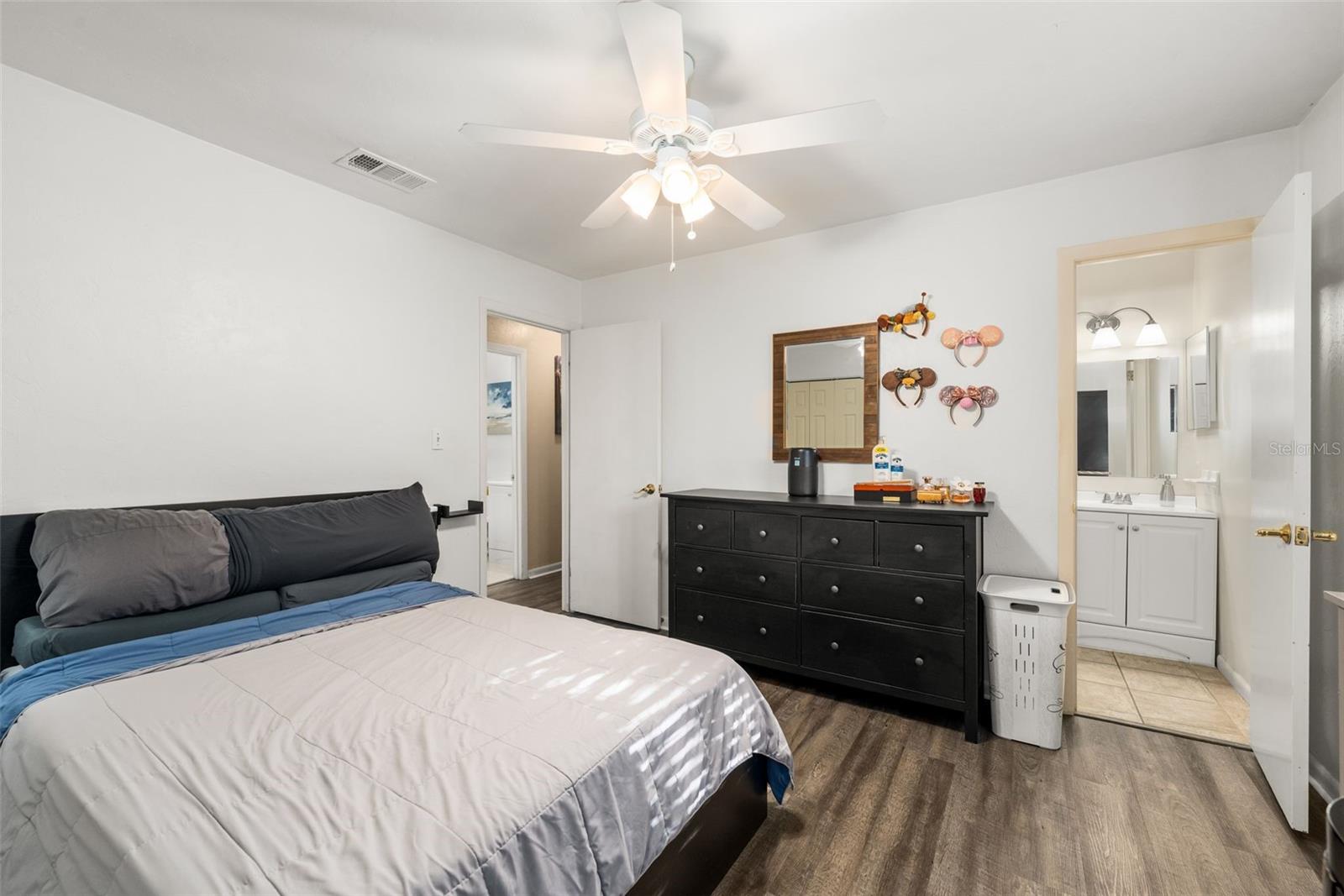 Image 13 of 24 For 6502 27th Terrace