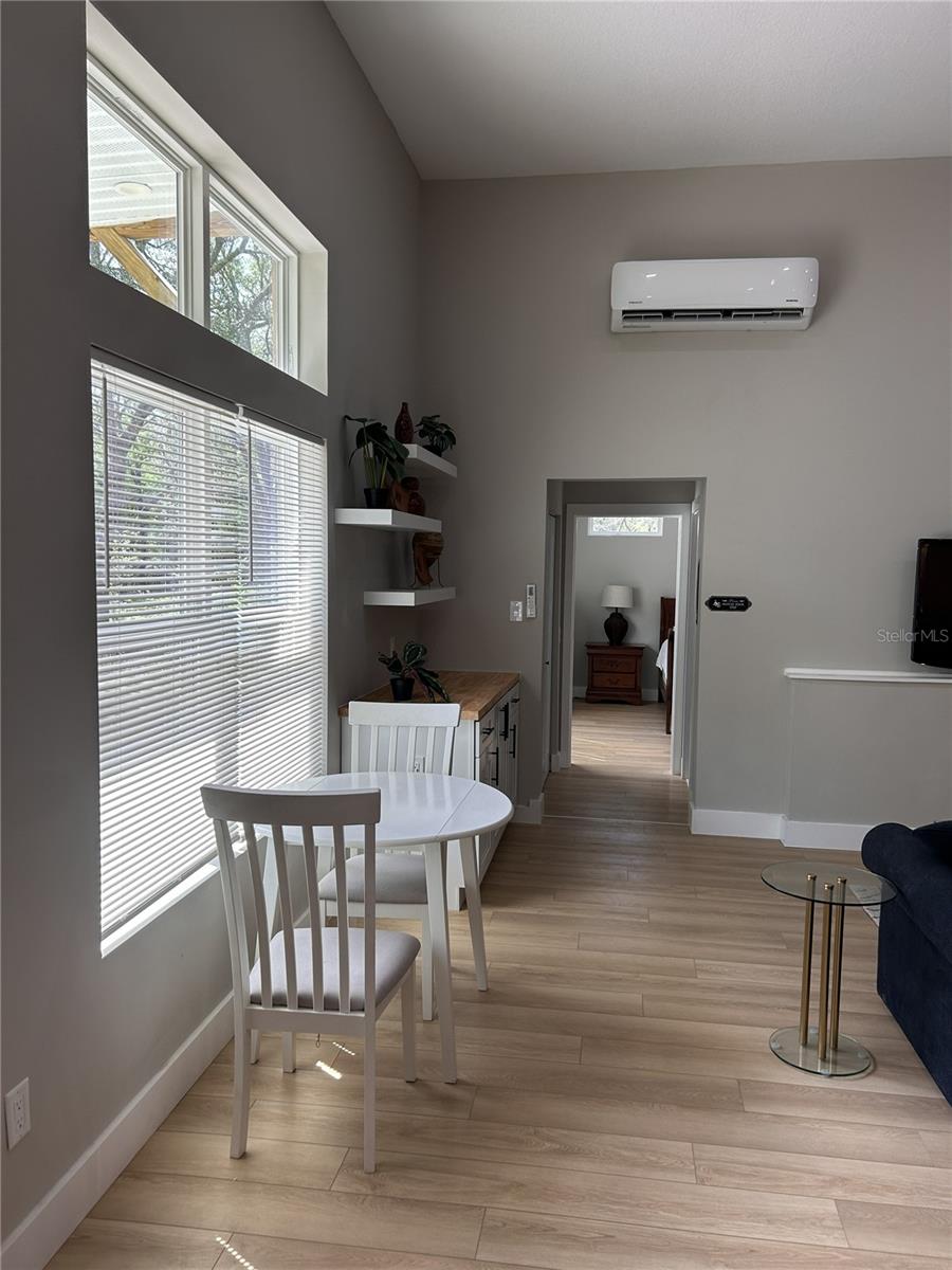 Image 14 of 32 For 12870 103 Terrace