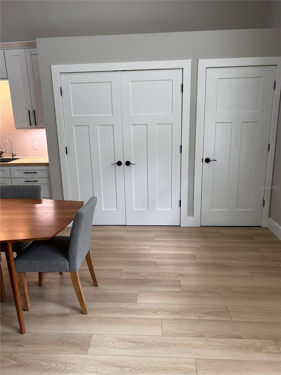 Image 16 of 32 For 12870 103 Terrace