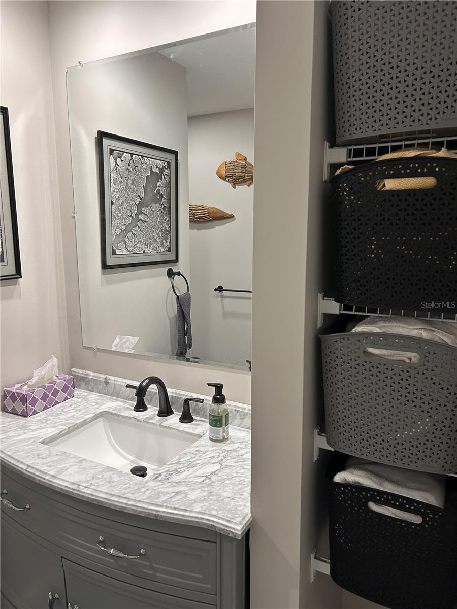 Image 24 of 32 For 12870 103 Terrace