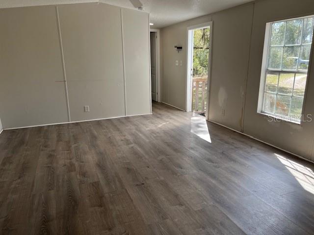 Image 3 of 23 For 65 153 Avenue