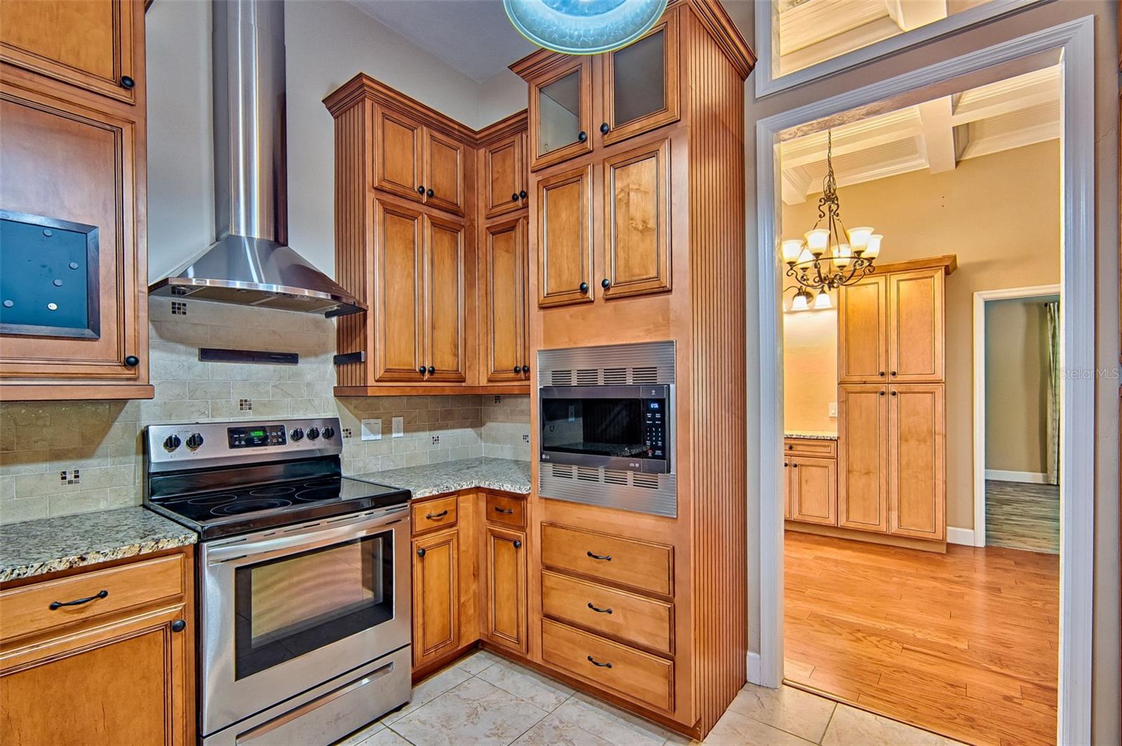 Image 11 of 46 For 7546 90 Drive