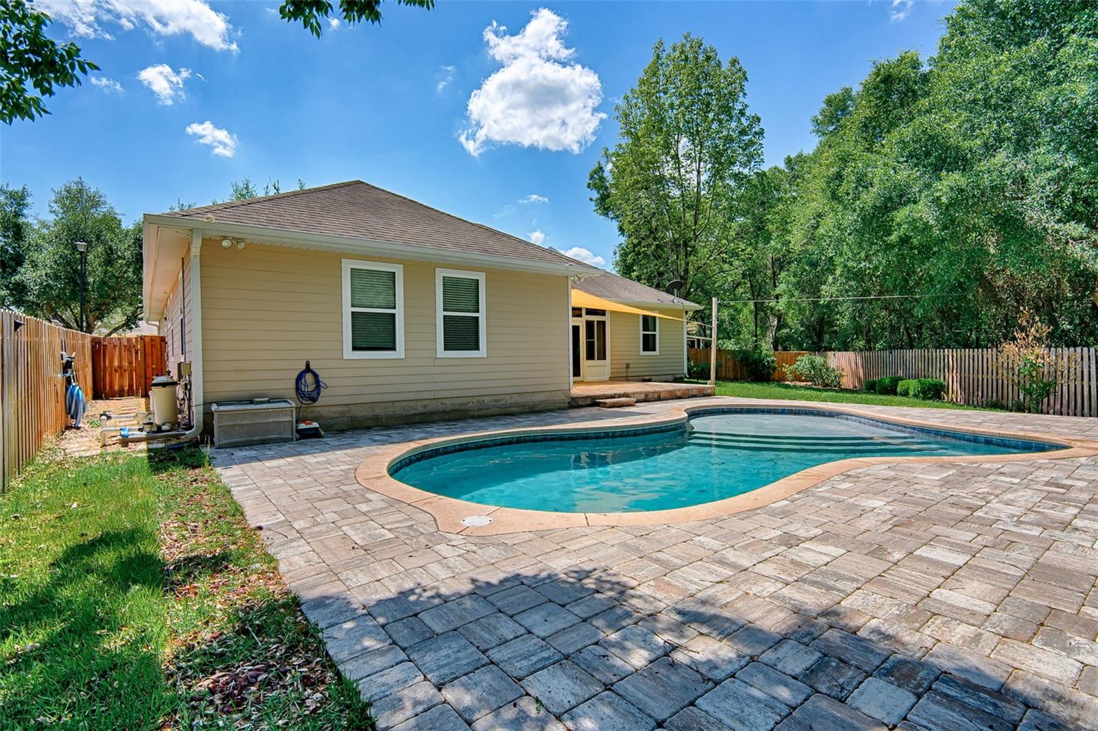 Image 37 of 46 For 7546 90 Drive