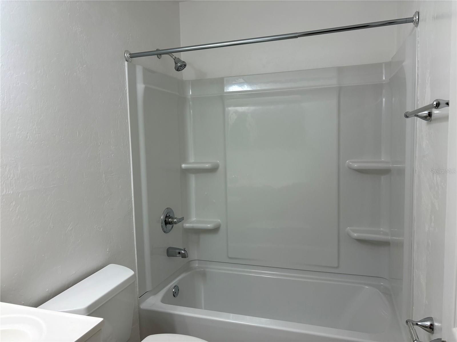 Image 11 of 15 For 4624 45 Lane