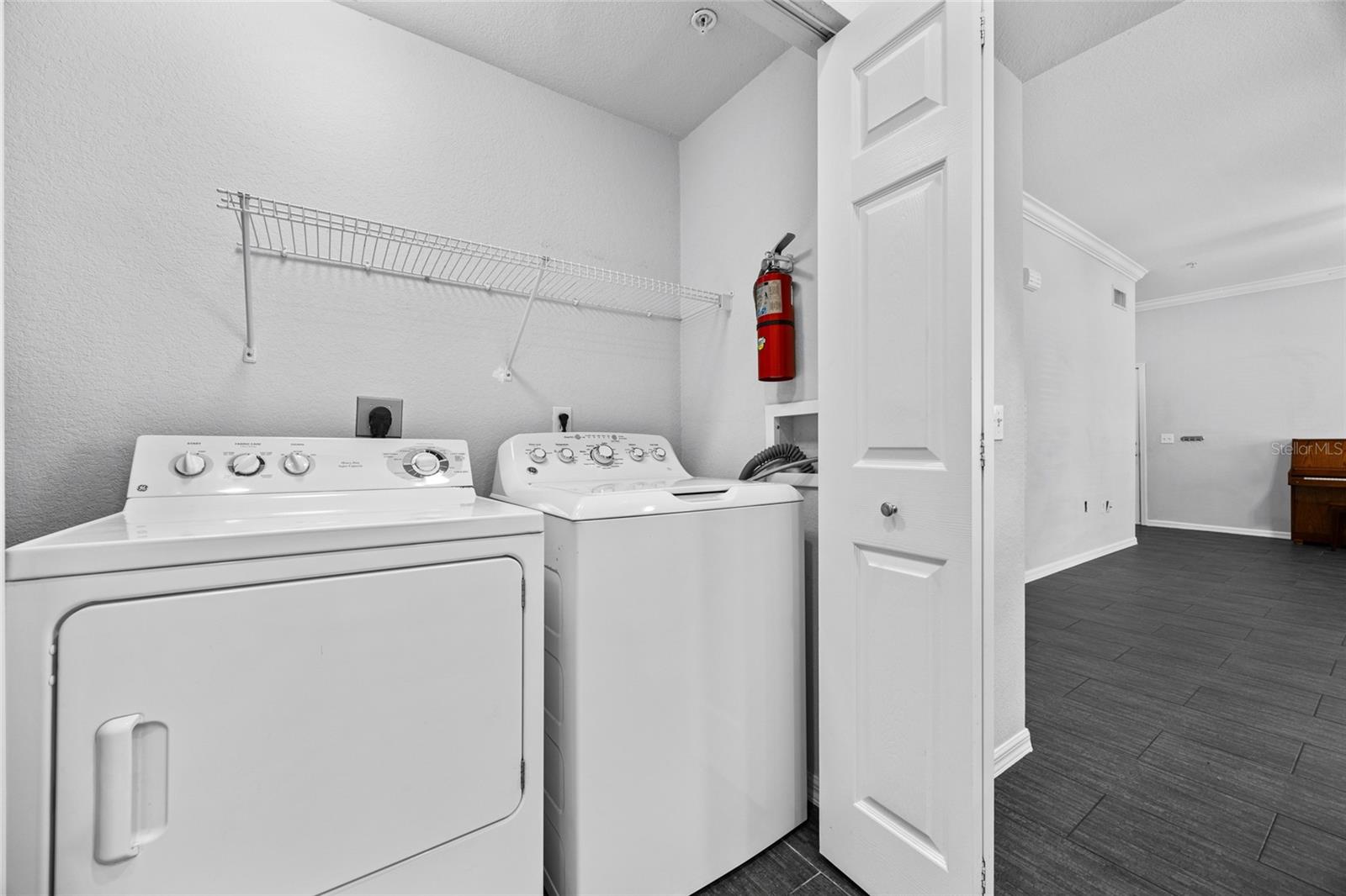 Image 5 of 22 For 5141 91st Way I-102