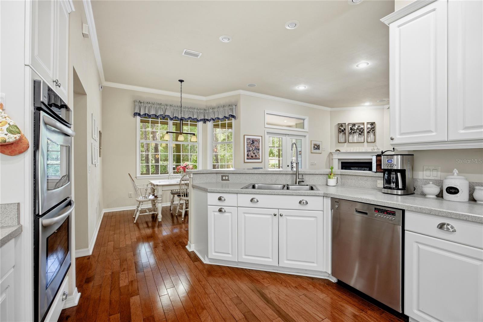 Image 19 of 62 For 6448 90 Street