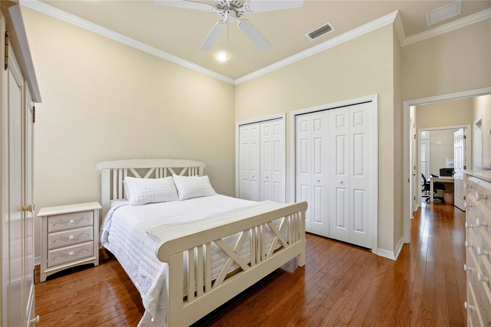 Image 28 of 62 For 6448 90 Street