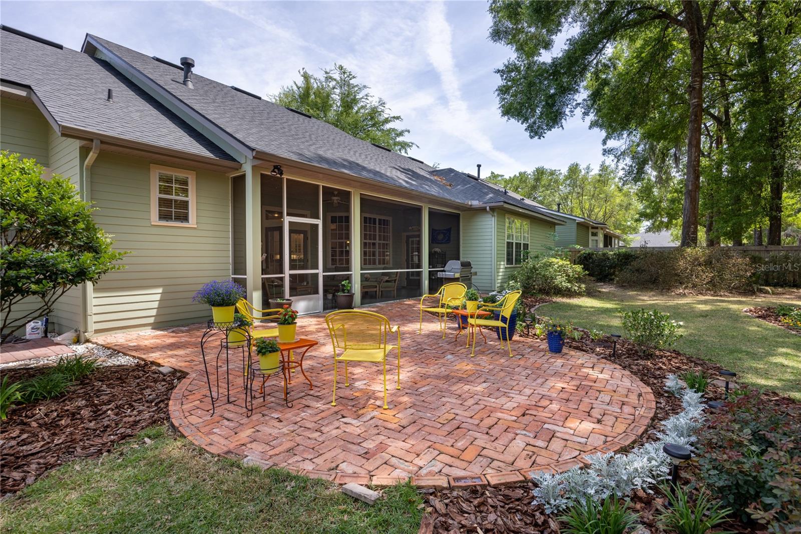 Image 37 of 62 For 6448 90 Street