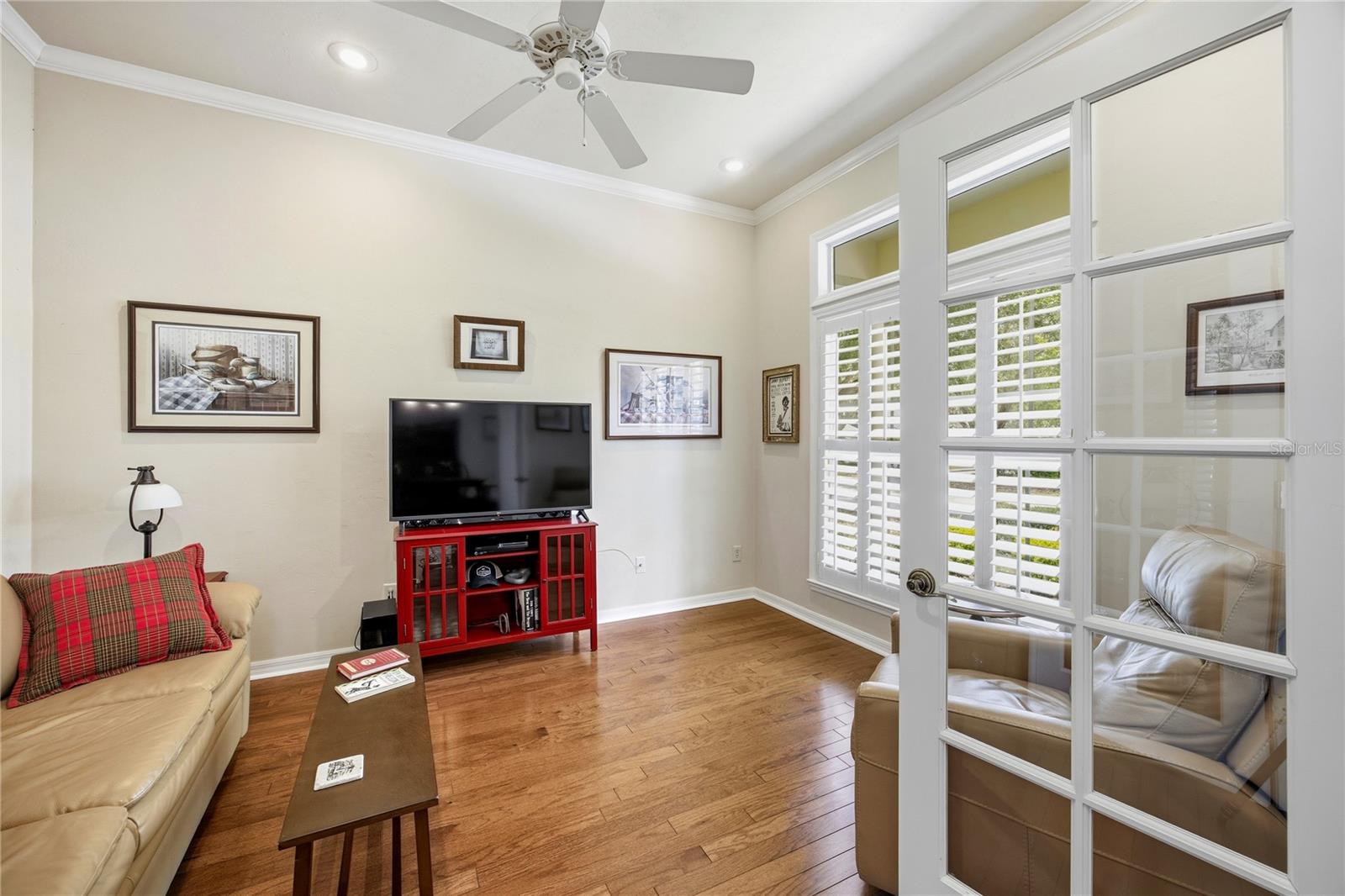 Image 9 of 62 For 6448 90 Street