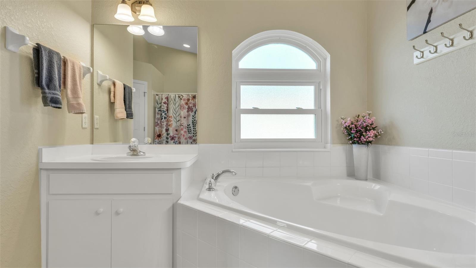 Image 29 of 48 For 3118 Filly Lane