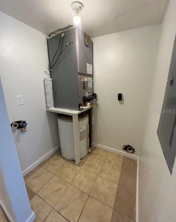 Image 11 of 18 For 630 67th Terrace A