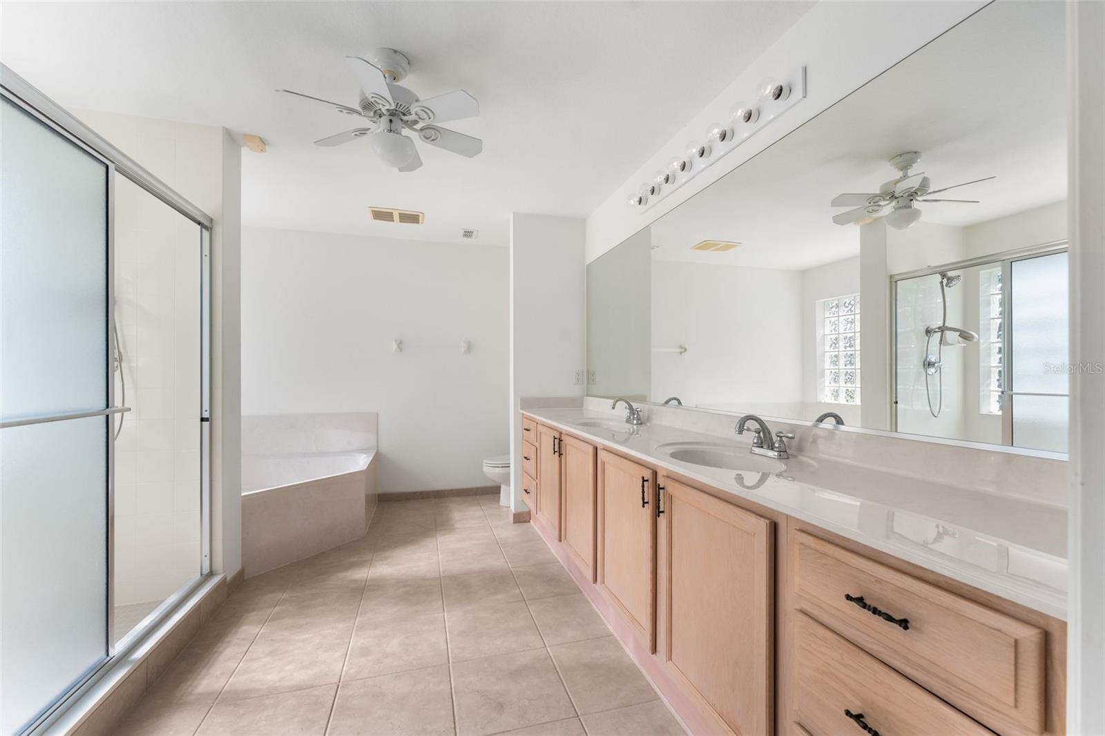 Image 12 of 20 For 11295 73rd Circle