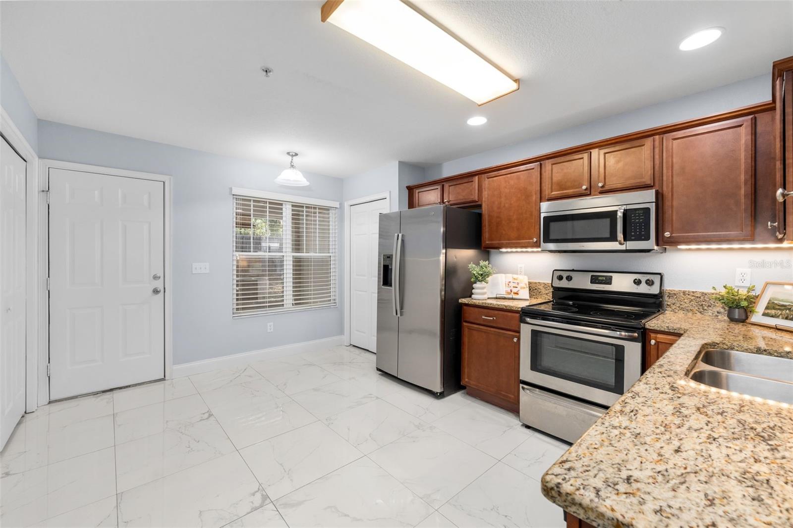 Image 11 of 17 For 4663 48th Drive 138