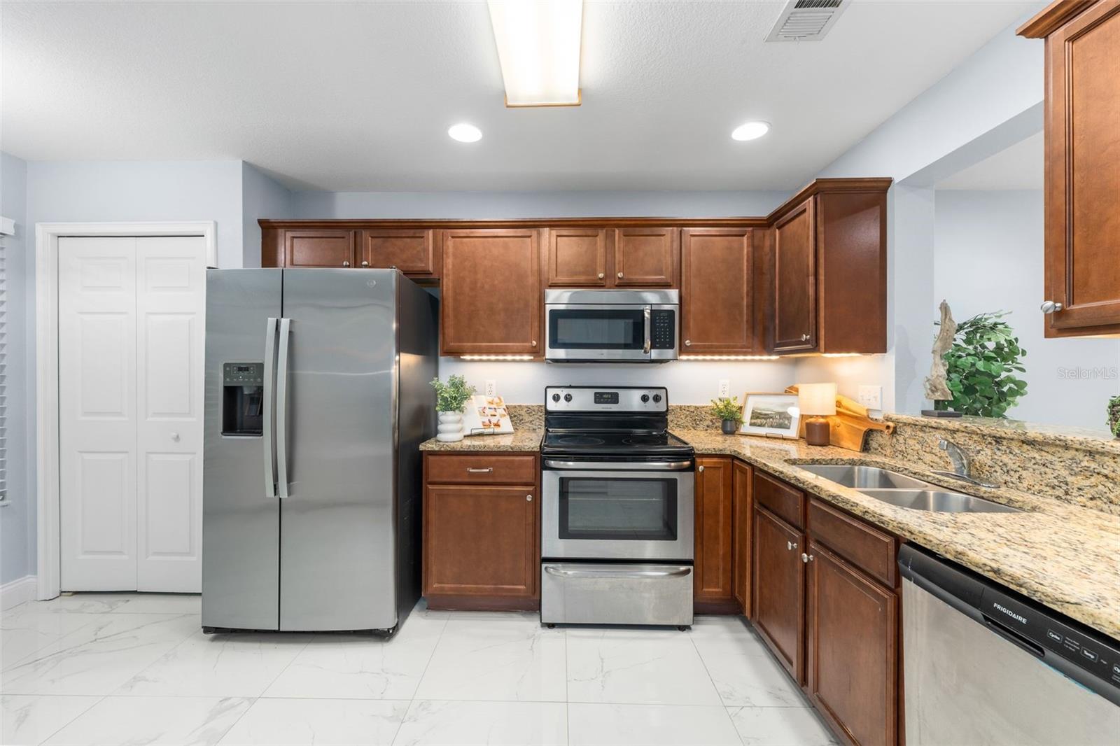 Image 12 of 17 For 4663 48th Drive 138