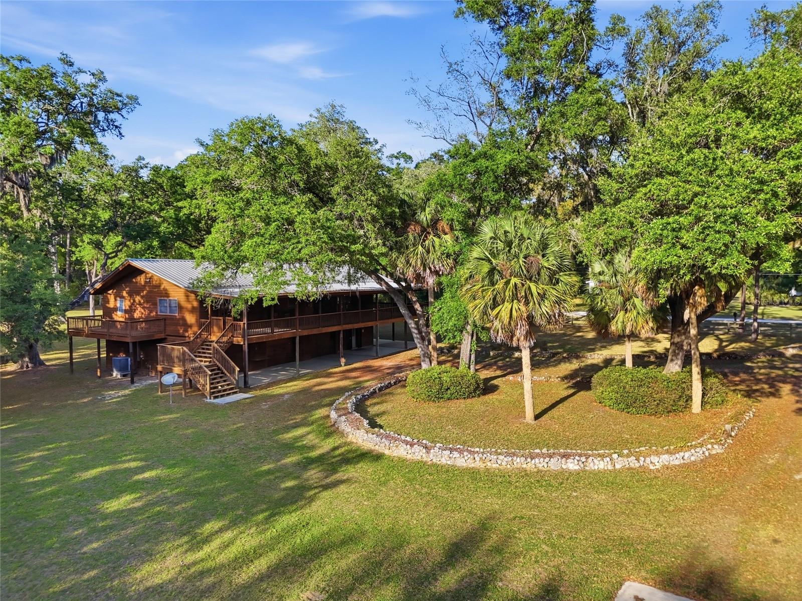 Image 24 of 85 For 818 783 Street