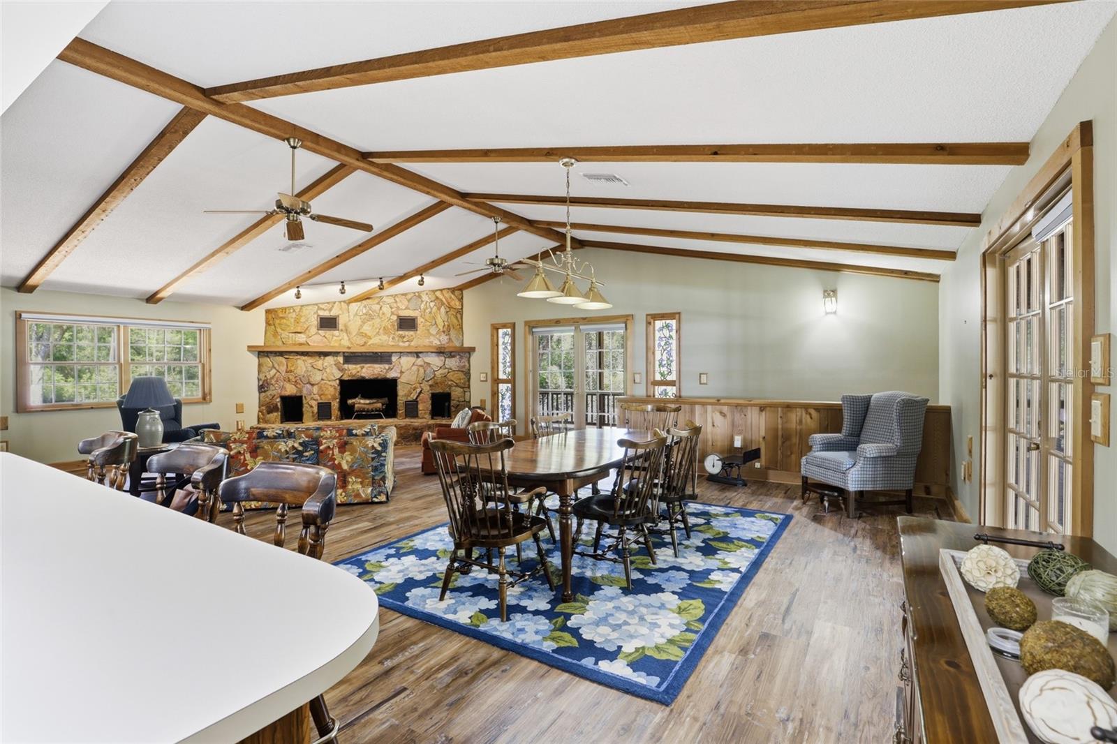 Image 37 of 85 For 818 783 Street