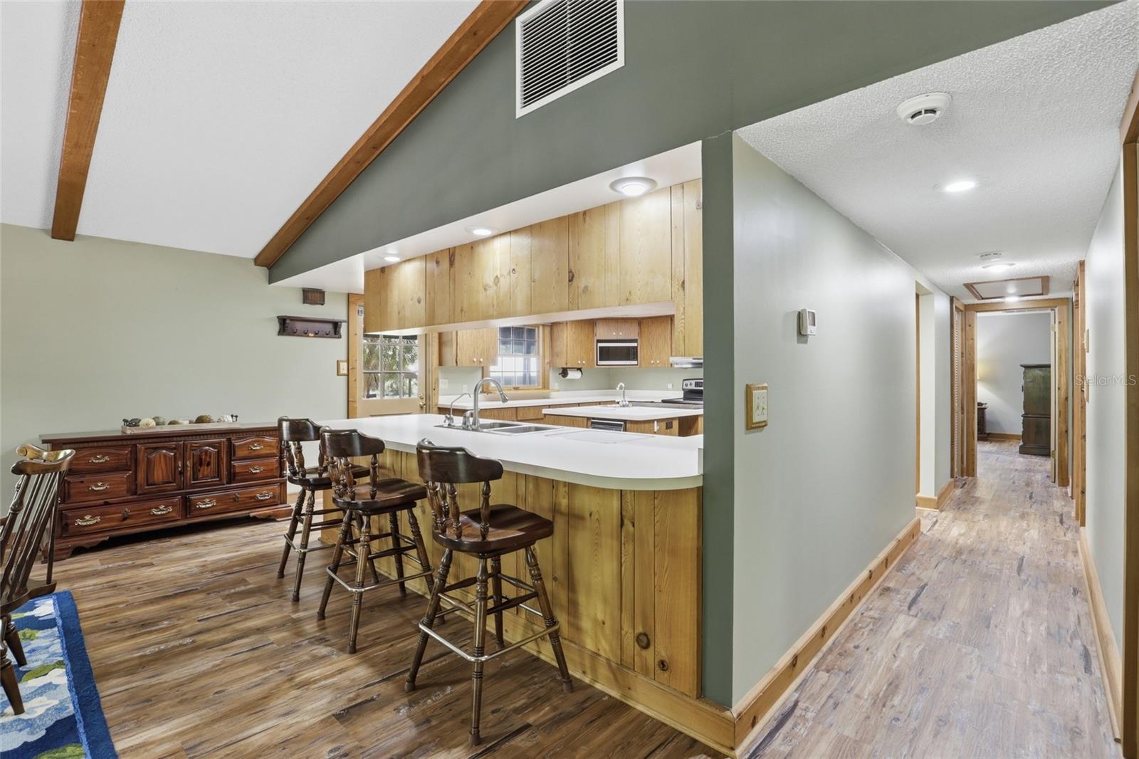 Image 39 of 85 For 818 783 Street