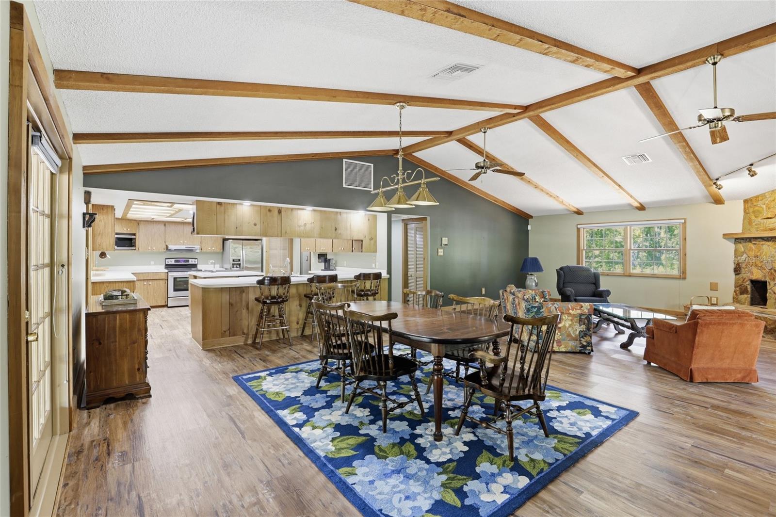 Image 6 of 85 For 818 783 Street