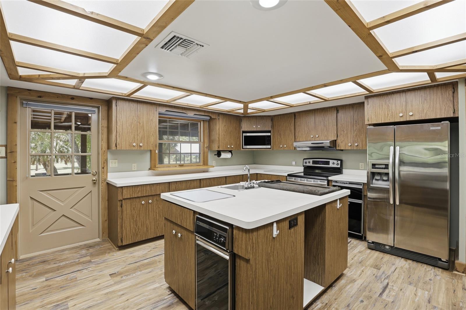 Image 7 of 85 For 818 783 Street