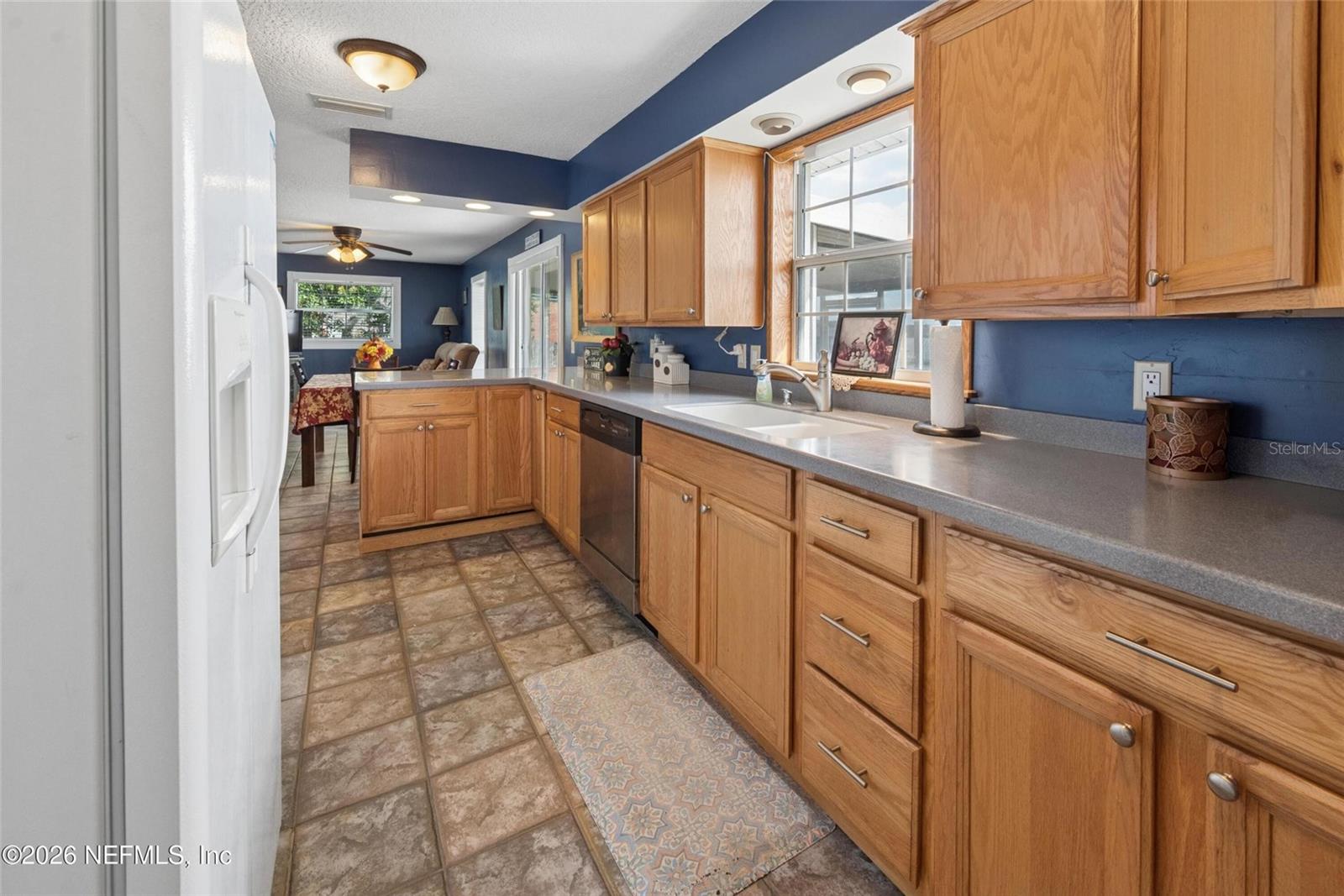 Image 18 of 39 For 7932 County Road 18