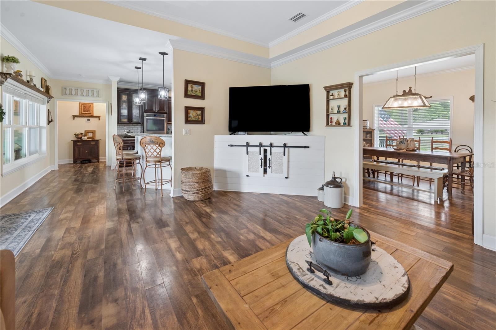 Image 13 of 54 For 11311 74th Court