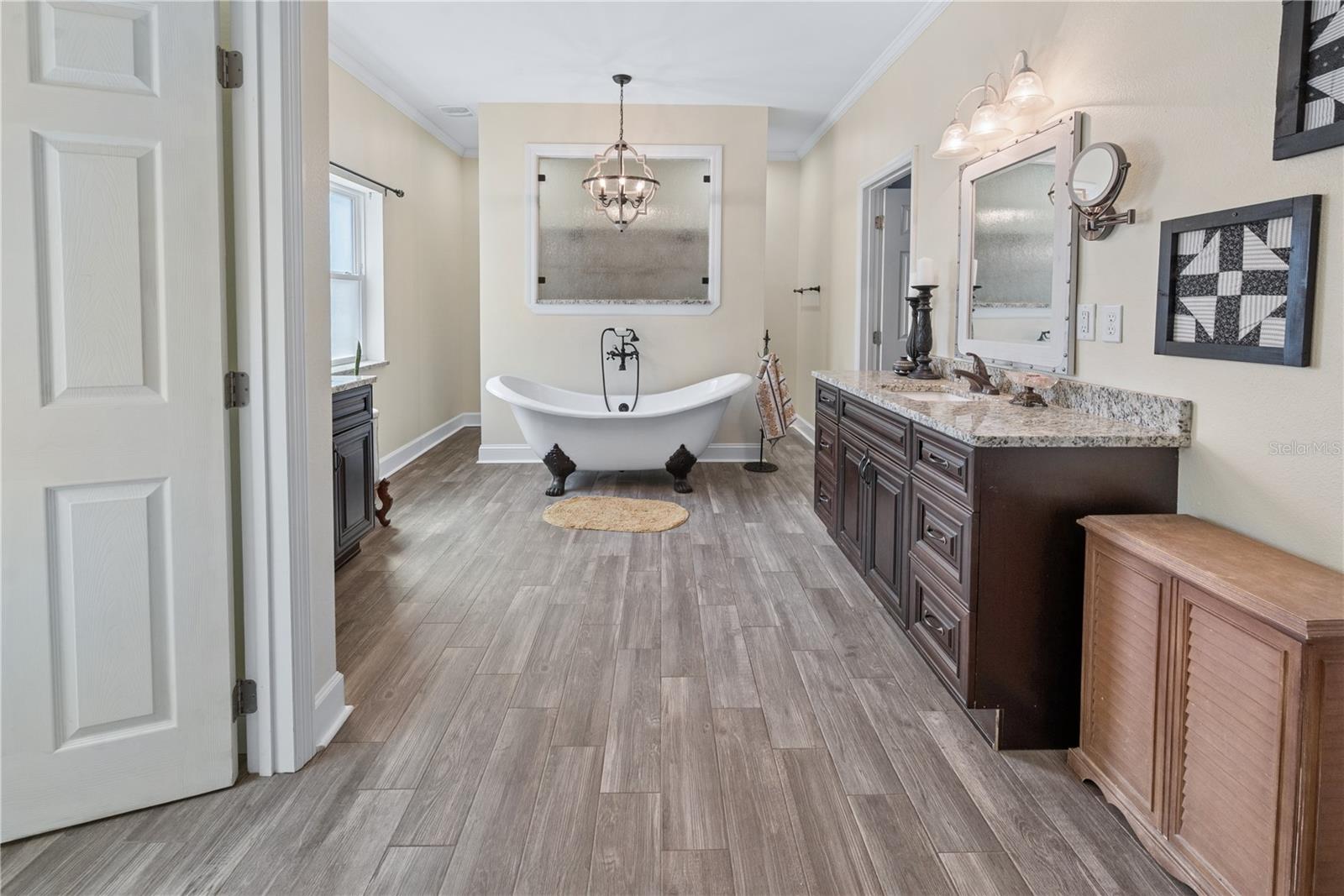 Image 28 of 54 For 11311 74th Court