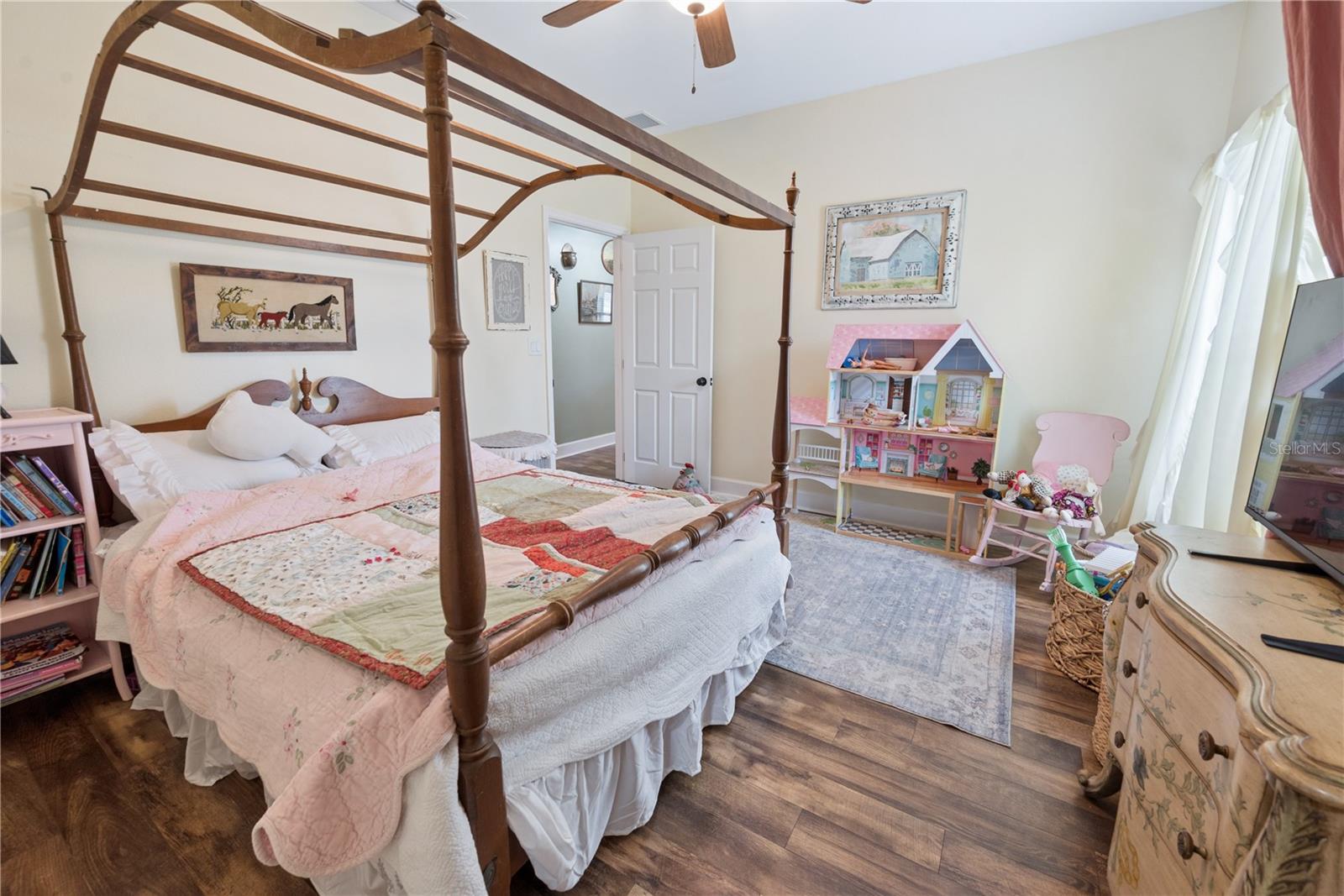 Image 40 of 54 For 11311 74th Court