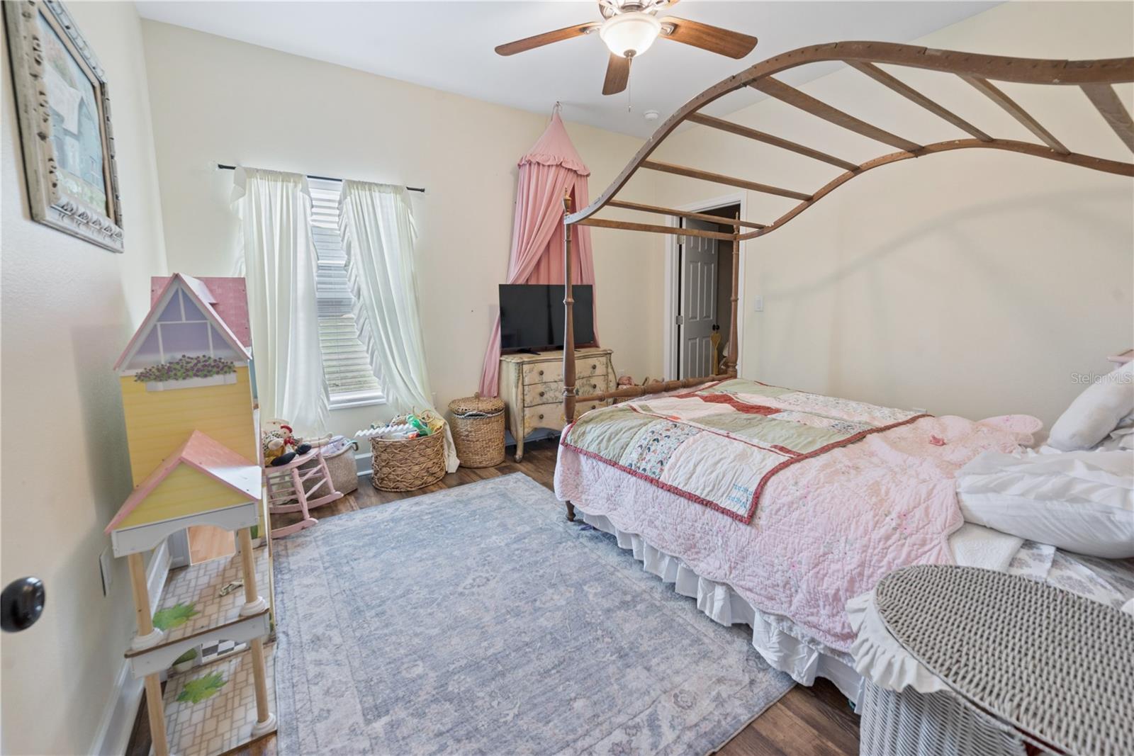 Image 43 of 54 For 11311 74th Court