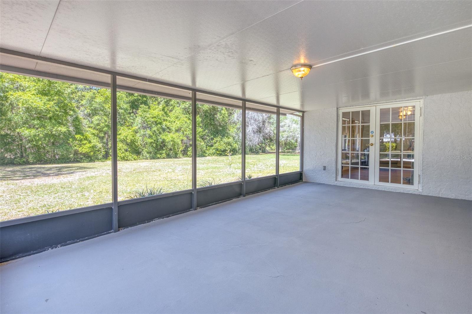 Image 22 of 67 For 3710 Susan Point