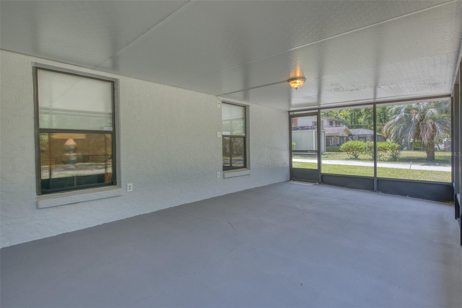 Image 24 of 67 For 3710 Susan Point