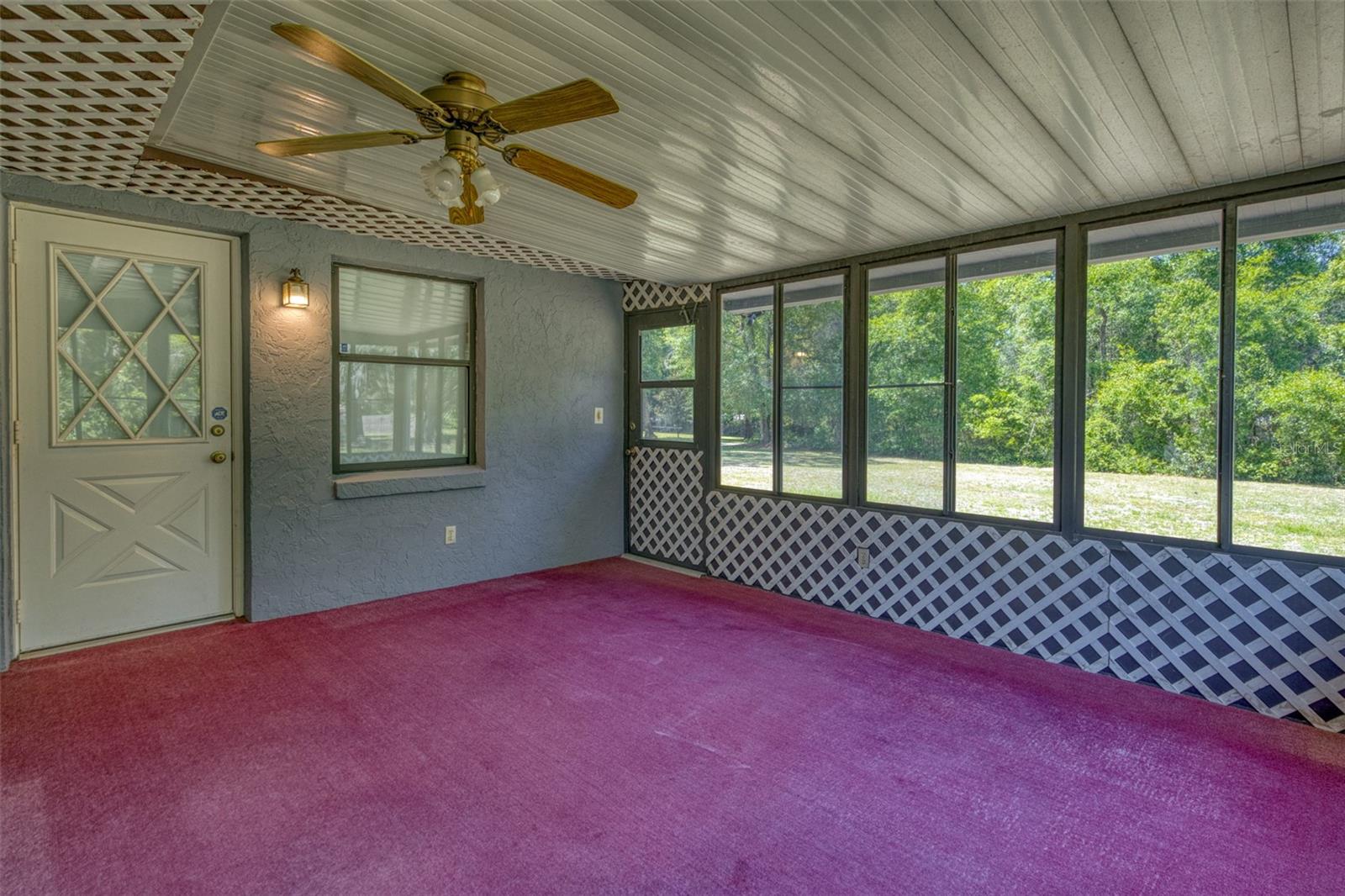 Image 38 of 67 For 3710 Susan Point