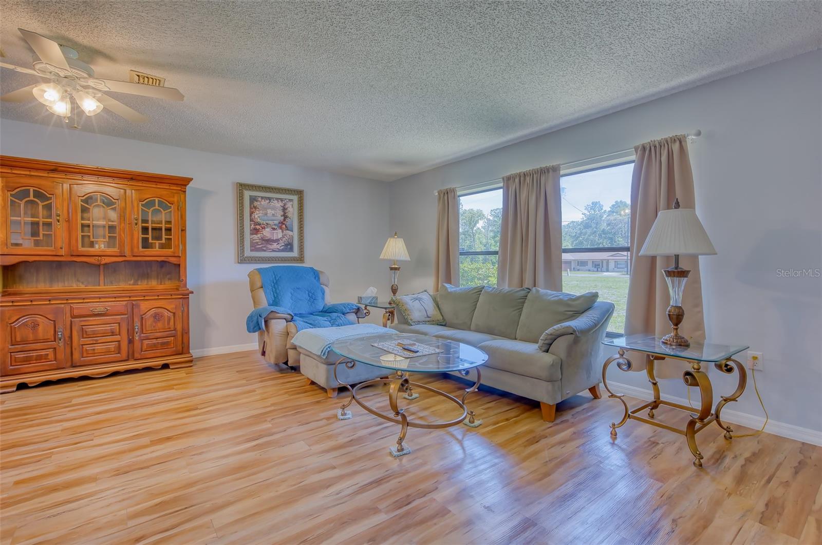 Image 4 of 67 For 3710 Susan Point