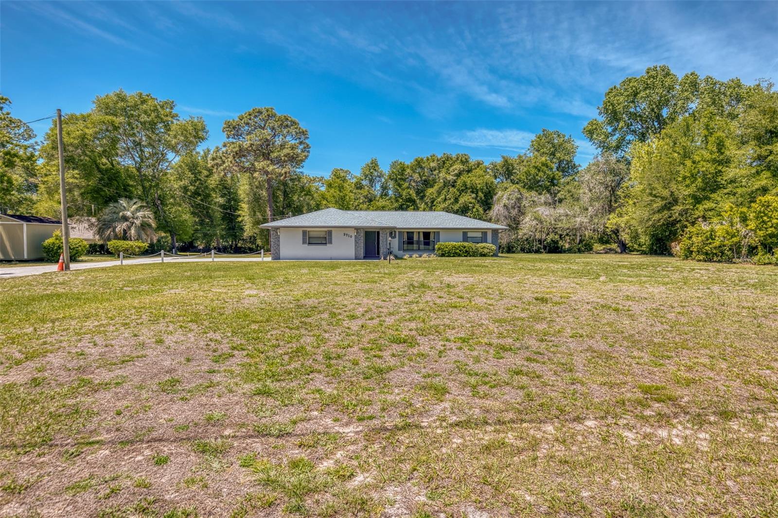 Image 53 of 67 For 3710 Susan Point