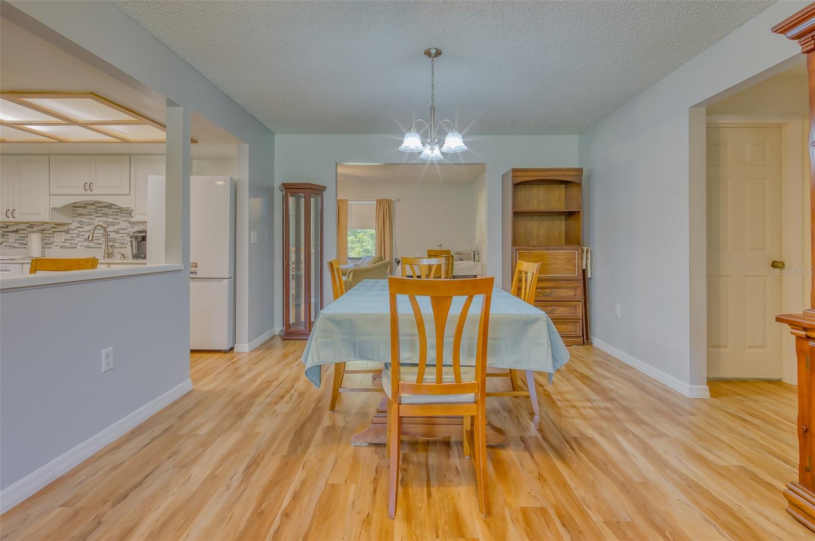 Image 8 of 67 For 3710 Susan Point