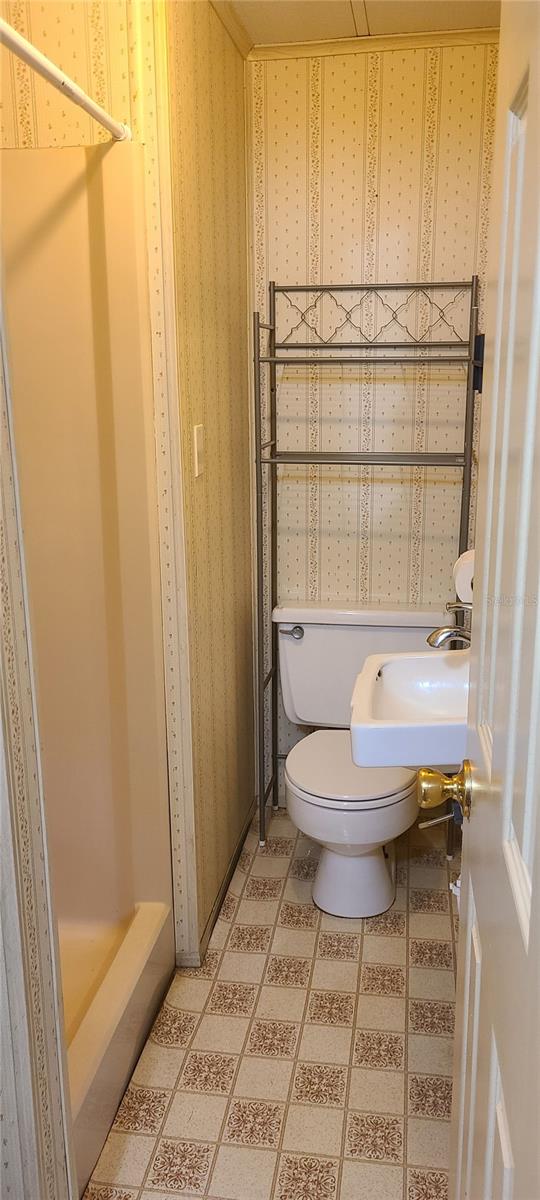 Image 17 of 22 For 15802 103rd Avenue