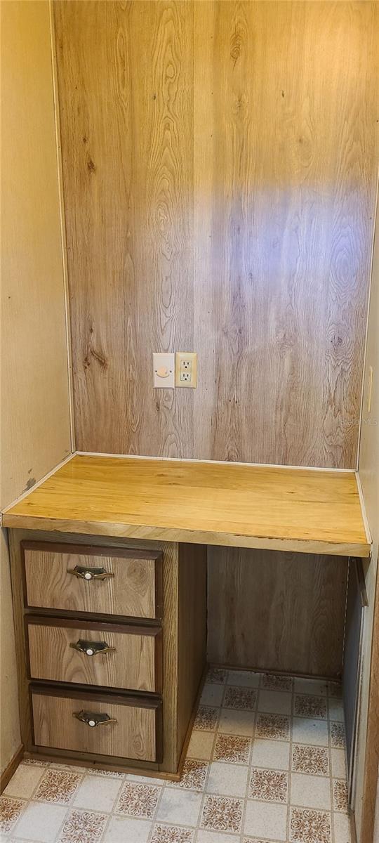 Image 18 of 22 For 15802 103rd Avenue