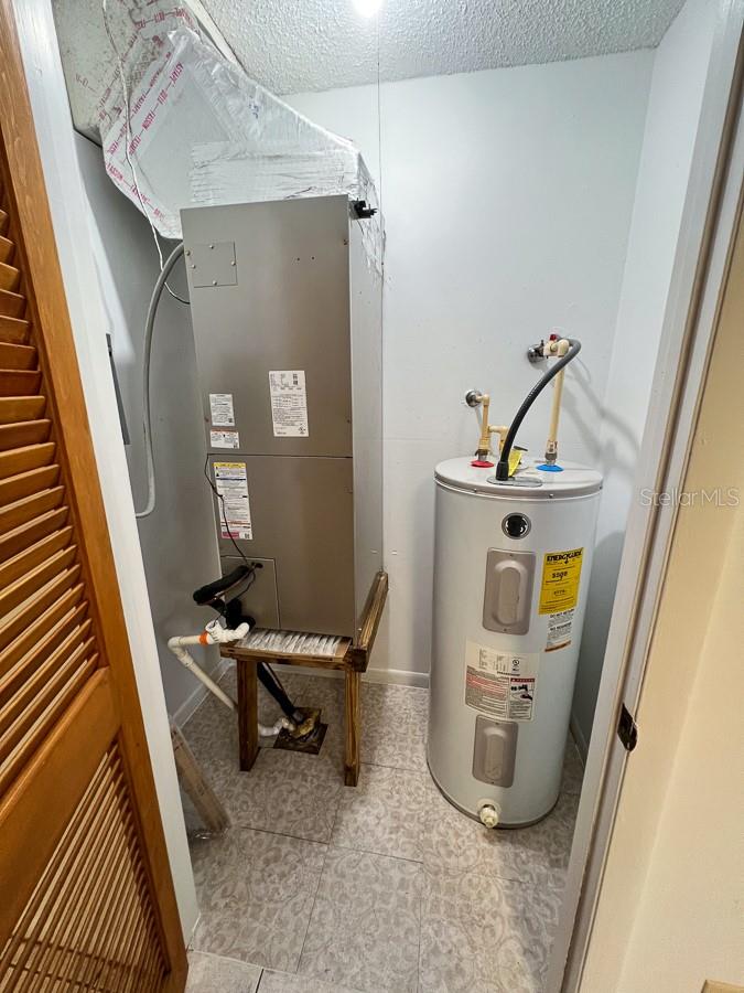 Image 9 of 21 For 5601 Avenue H  2