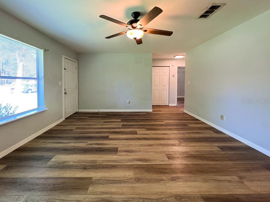 Image 4 of 16 For 5821 23rd Terrace 4