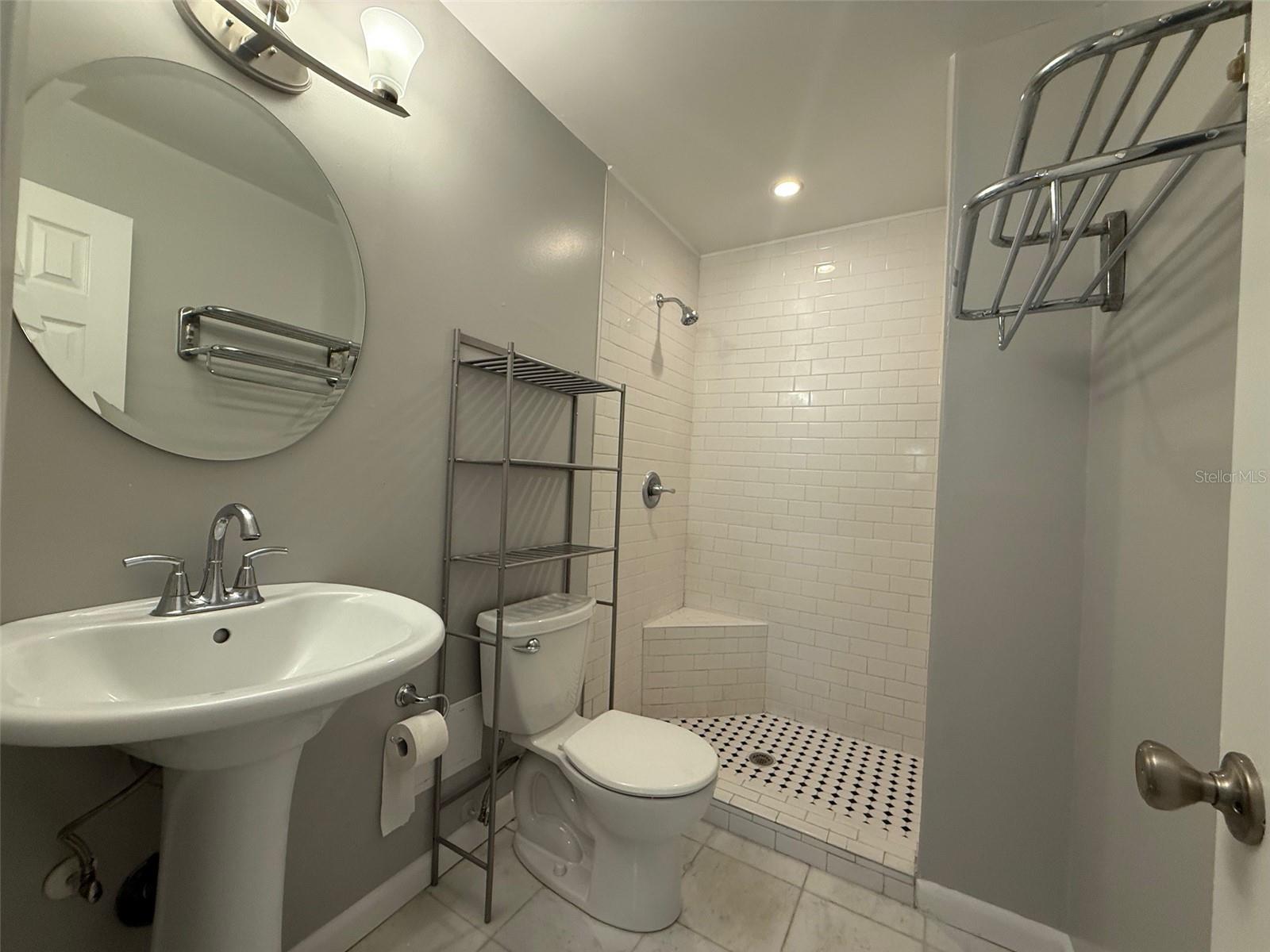 Image 13 of 22 For 4214 17th Avenue