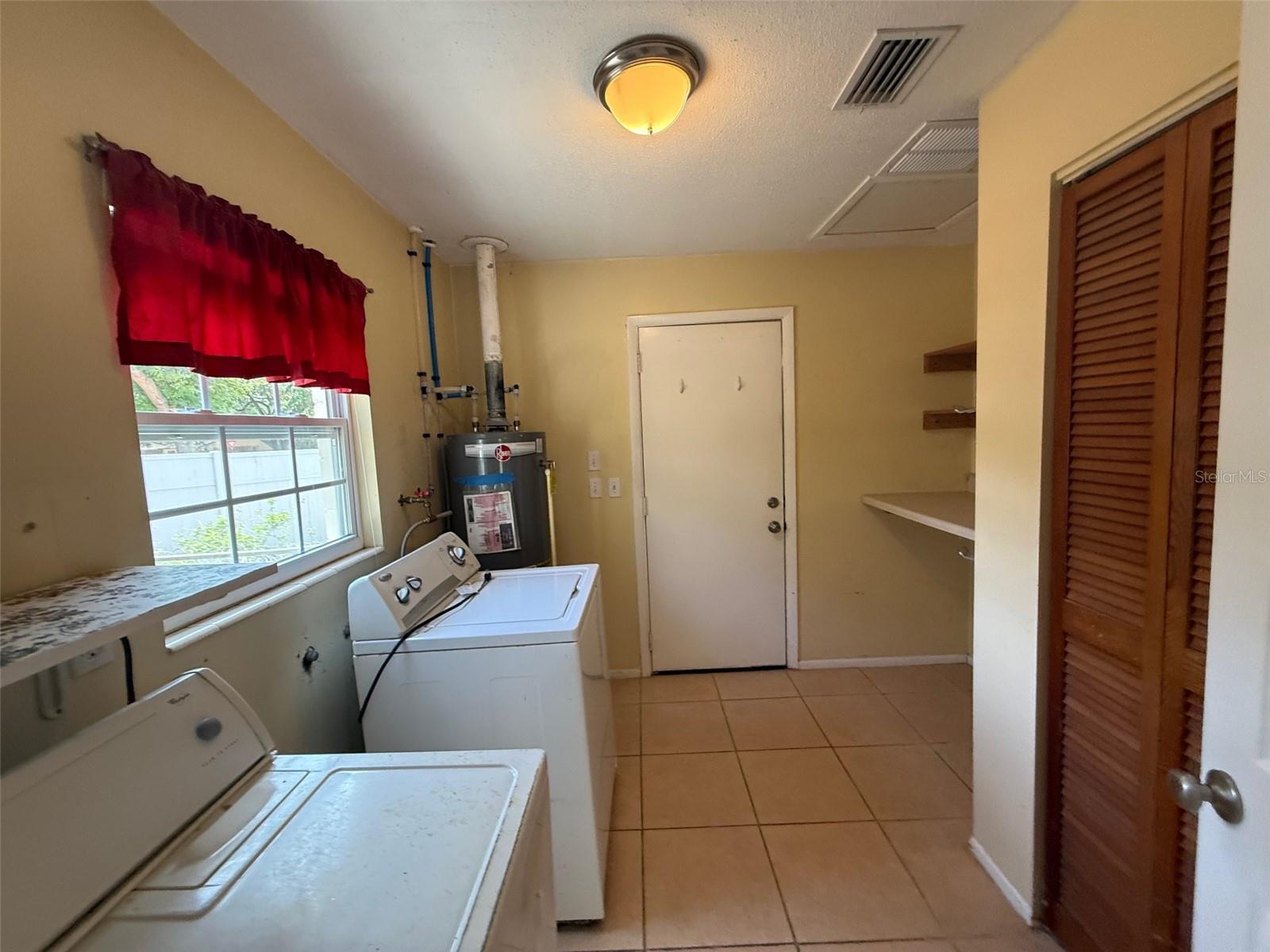 Image 18 of 22 For 4214 17th Avenue