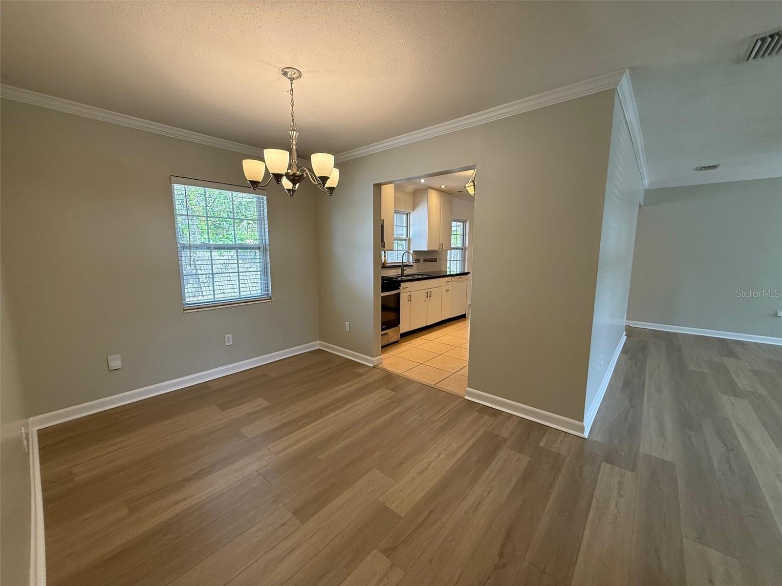 Image 7 of 22 For 4214 17th Avenue