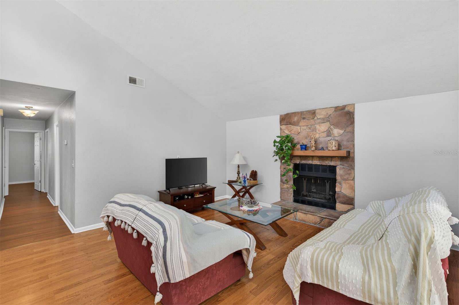Image 10 of 33 For 4604 44th Place