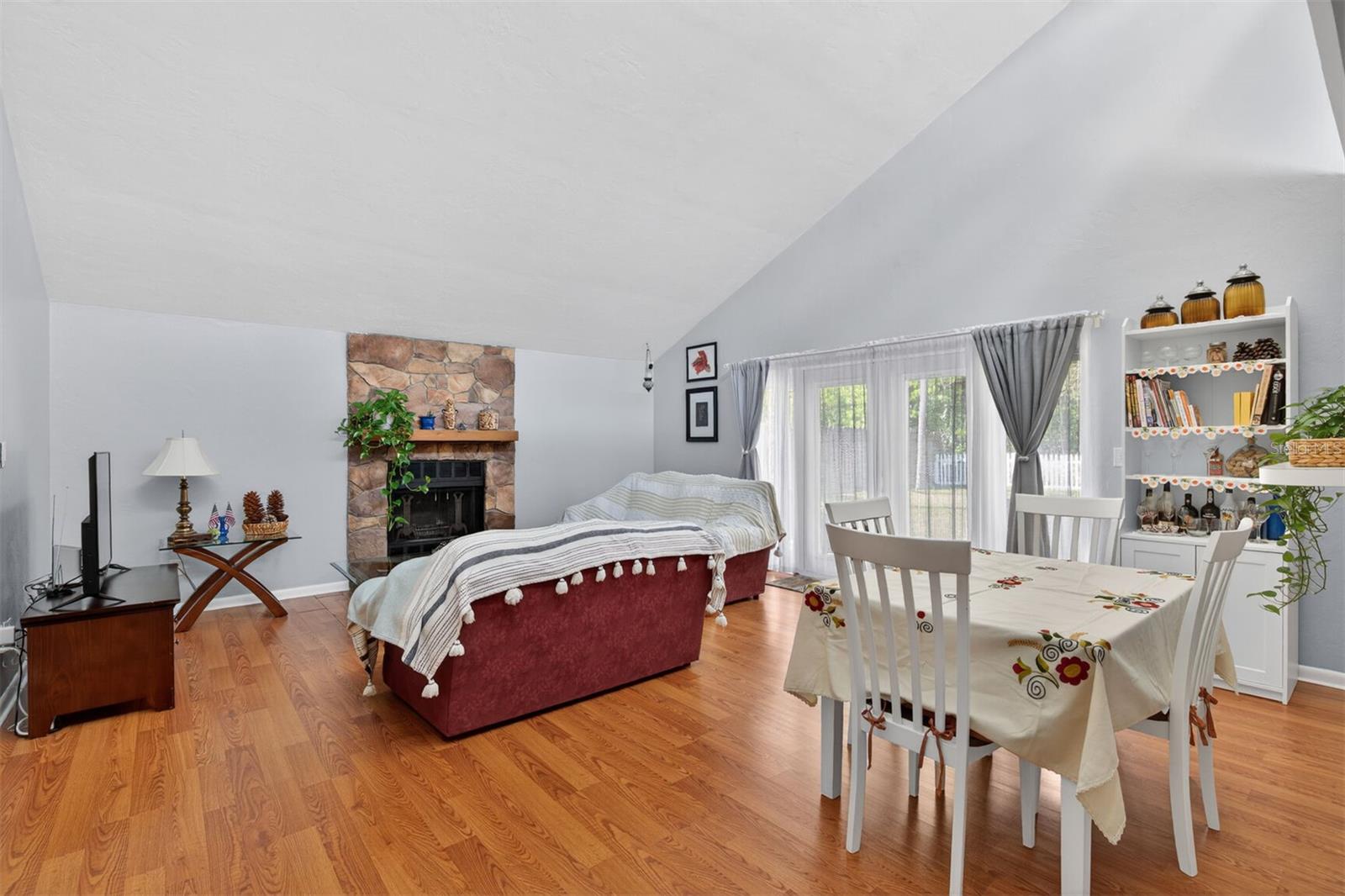 Image 6 of 33 For 4604 44th Place