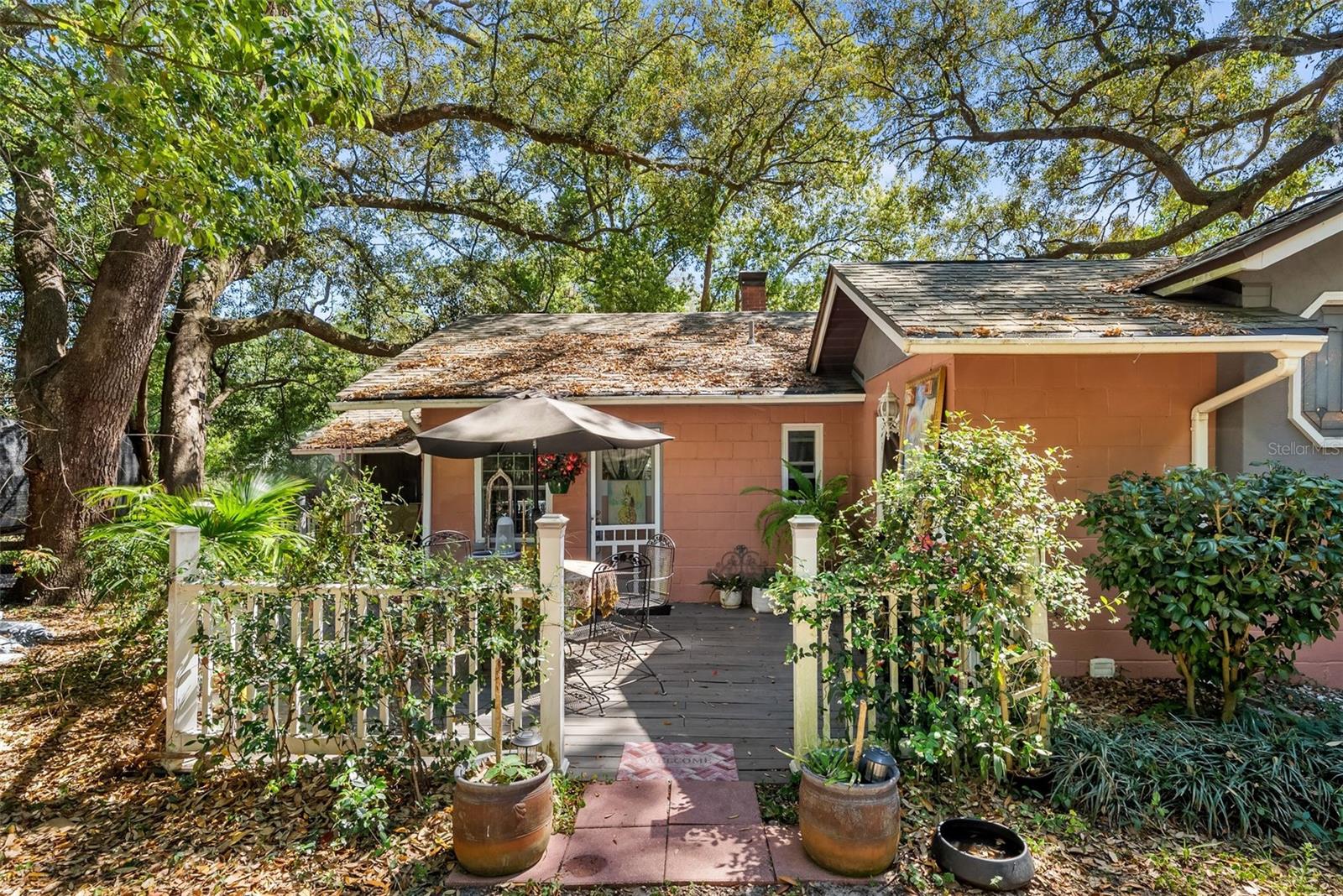 Image 23 of 32 For 360 Se Lakeview Drive