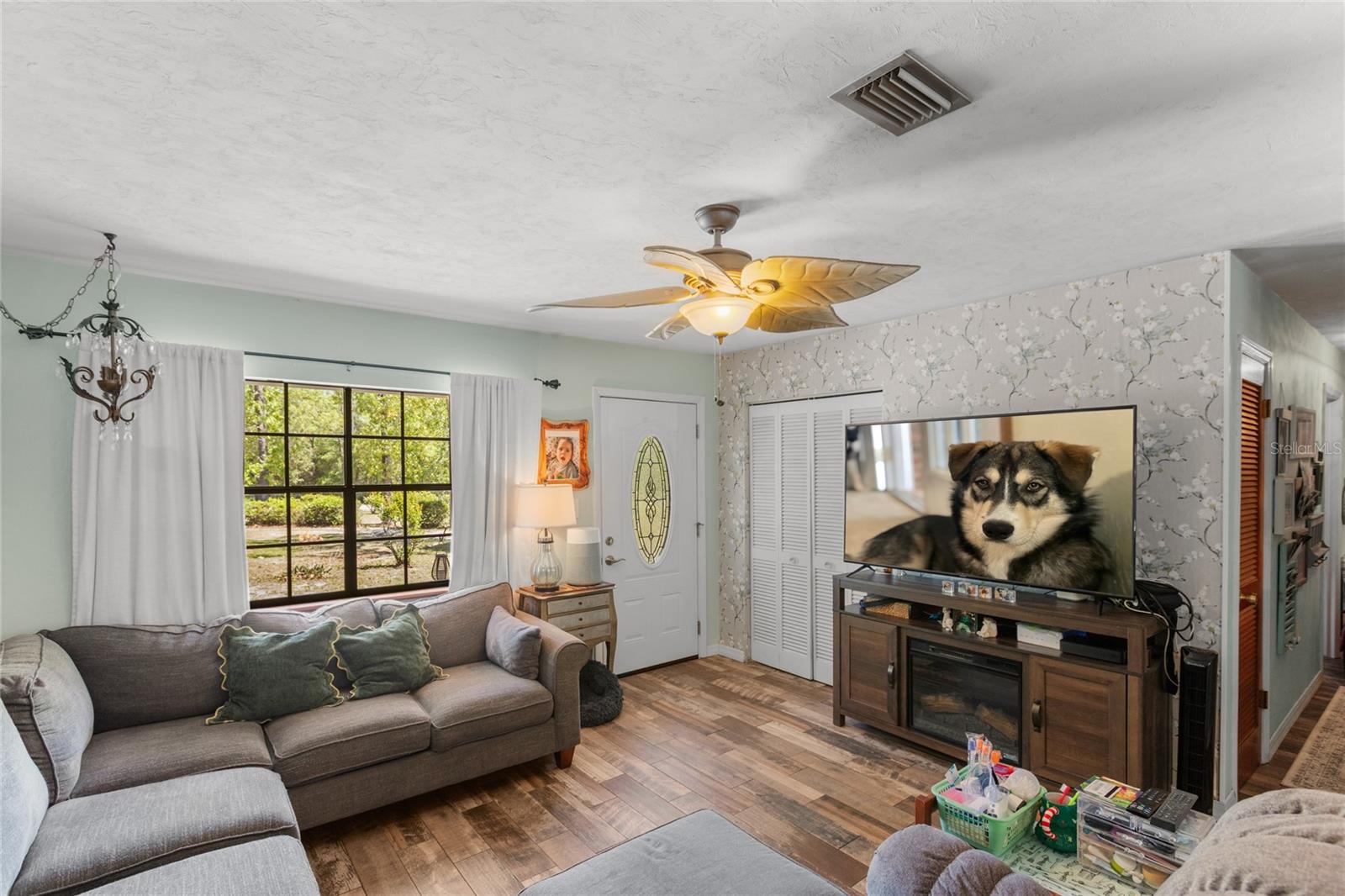 Image 11 of 42 For 628 52nd Street