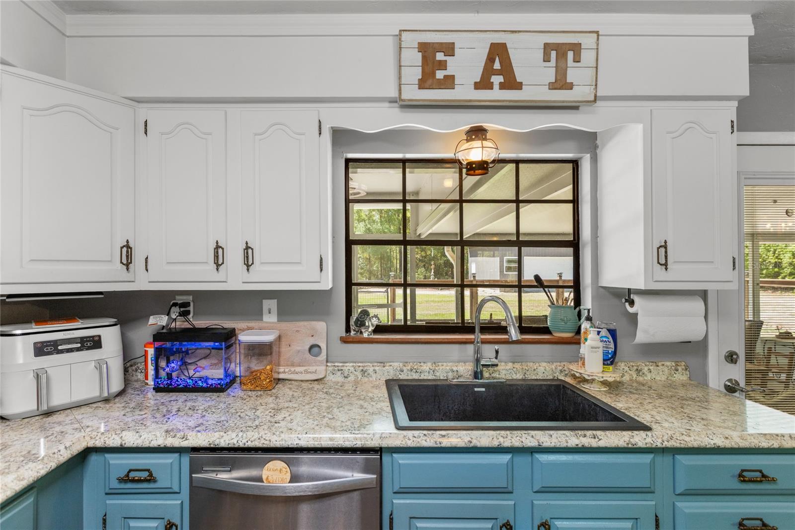 Image 20 of 42 For 628 52nd Street