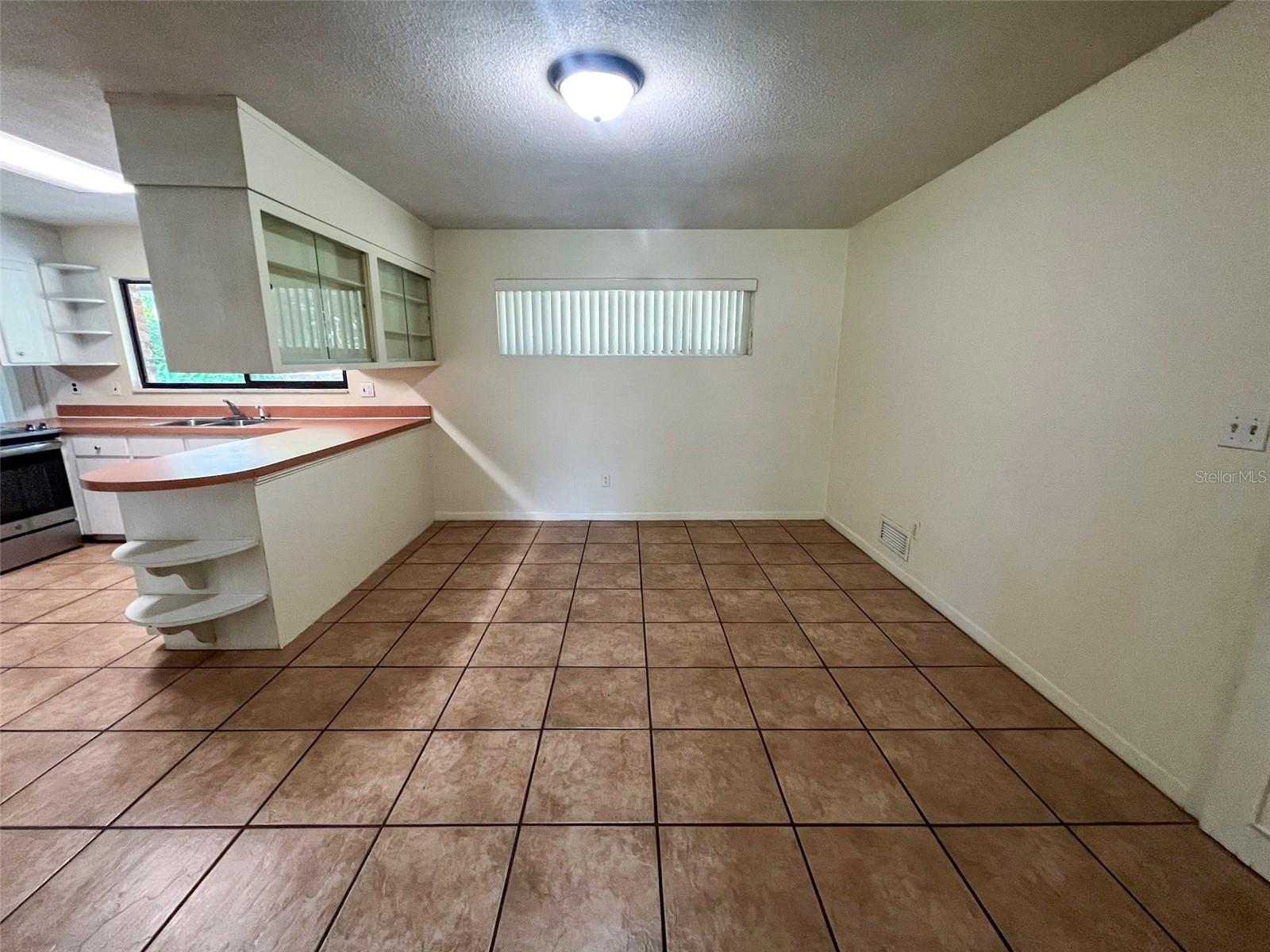 Image 6 of 34 For 3524 12th Avenue