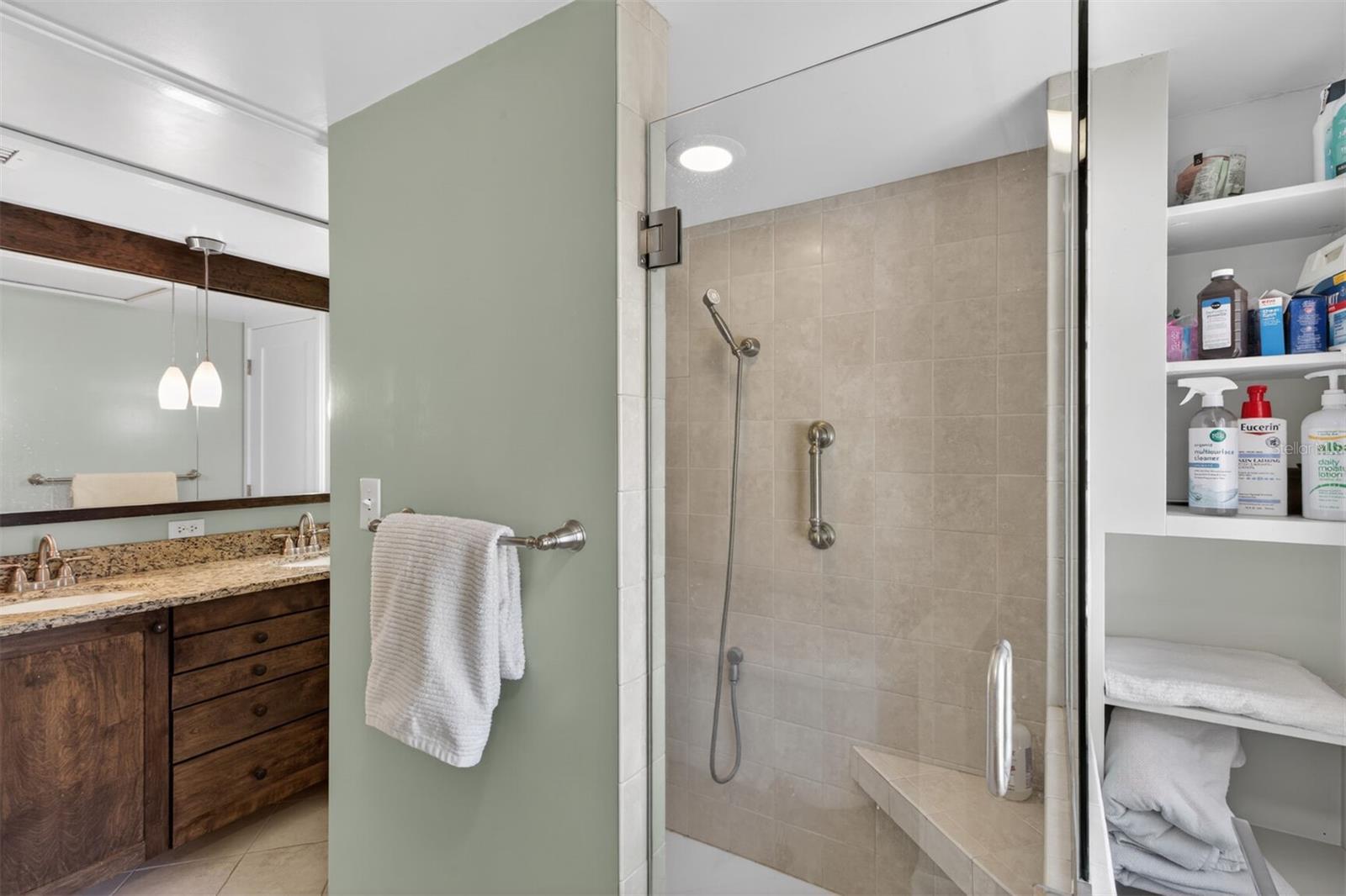 Image 23 of 32 For 531 Boulevard